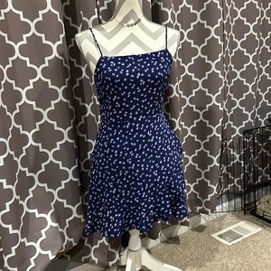 Juniors altard state M dress. Blue with flowers.